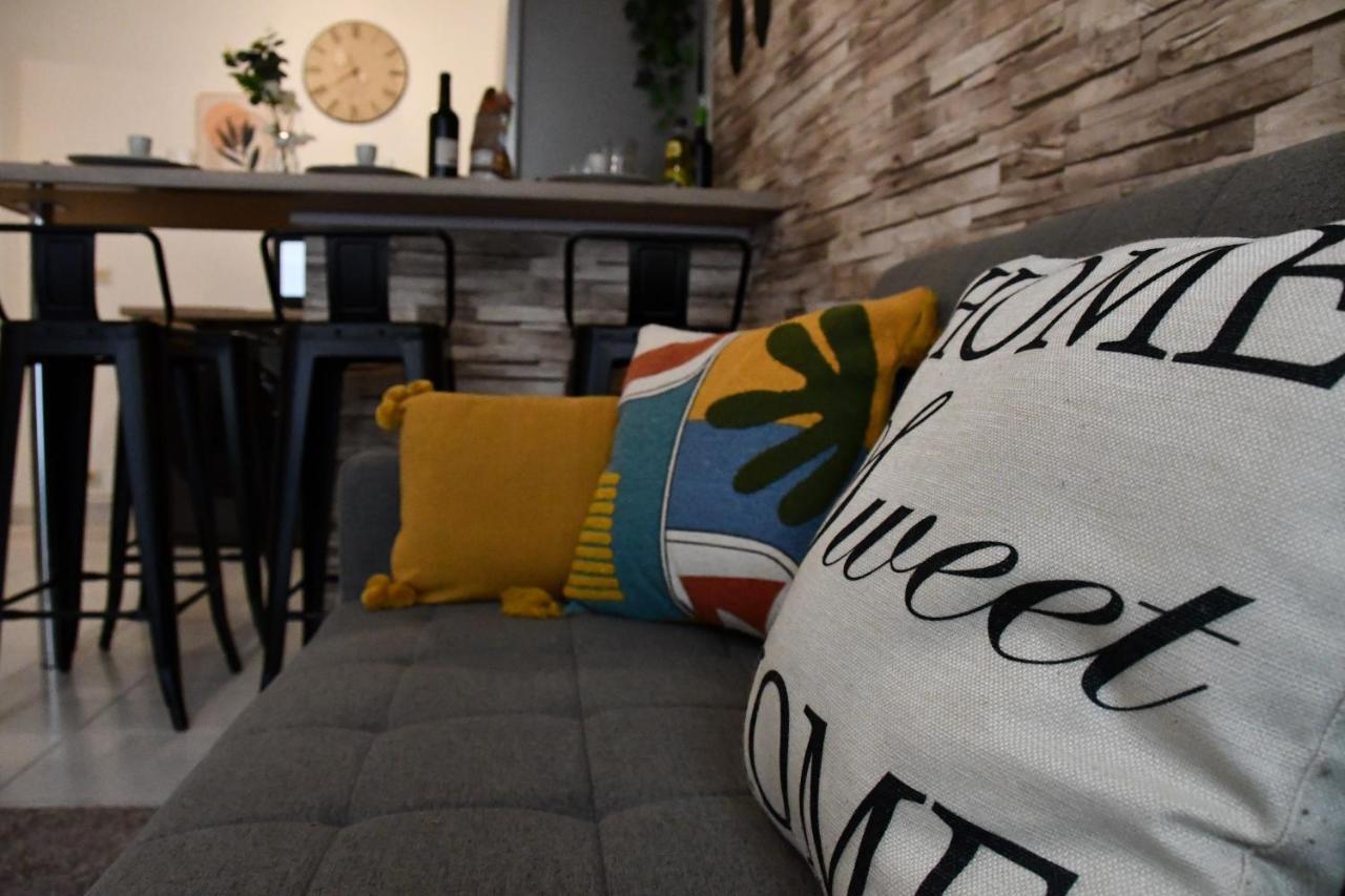 Appartement 32 M2 Intra Muros - Wifi - Netflix - Bureau 亞維農 外观 照片
