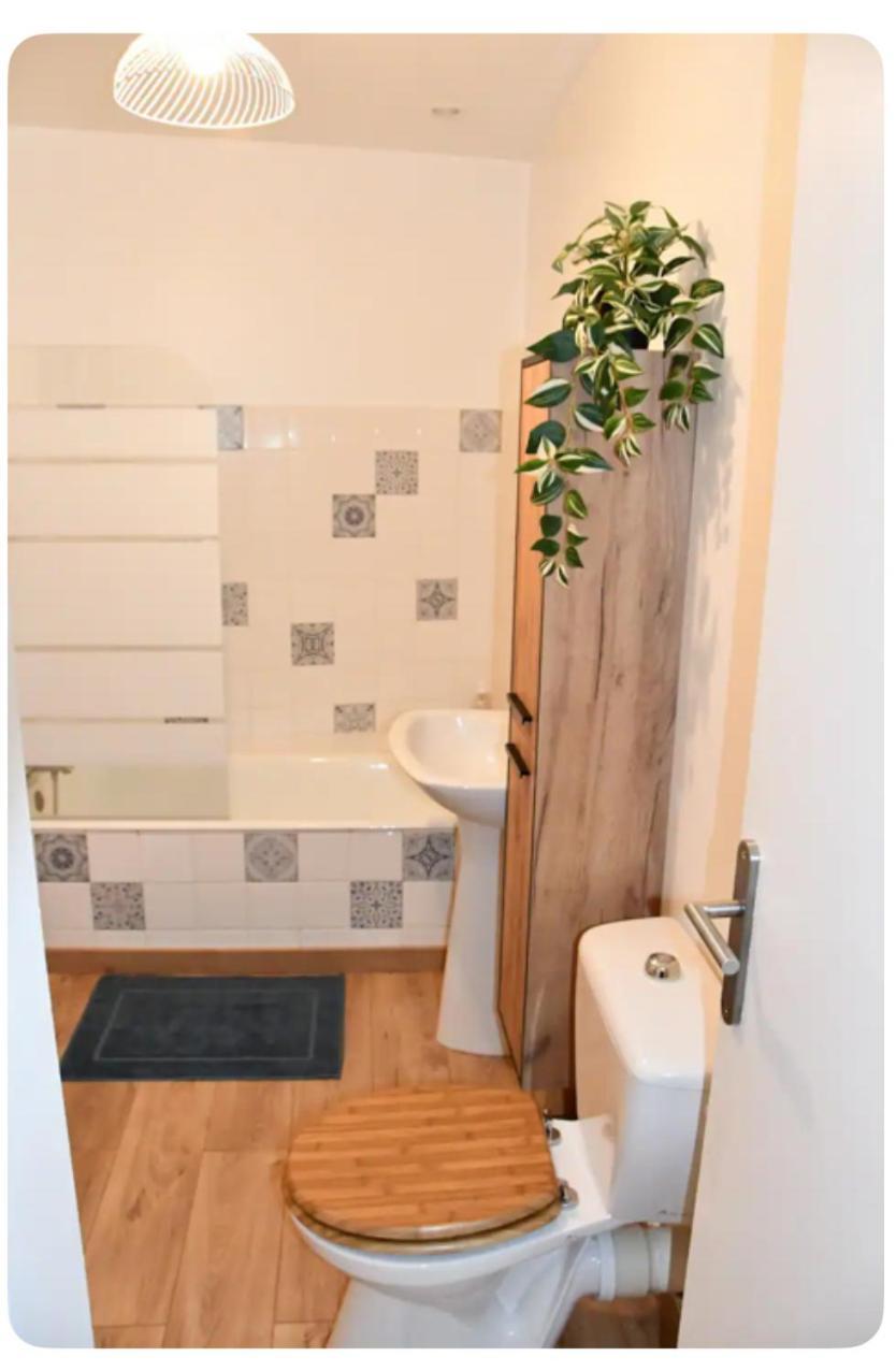 Appartement 32 M2 Intra Muros - Wifi - Netflix - Bureau 亞維農 外观 照片