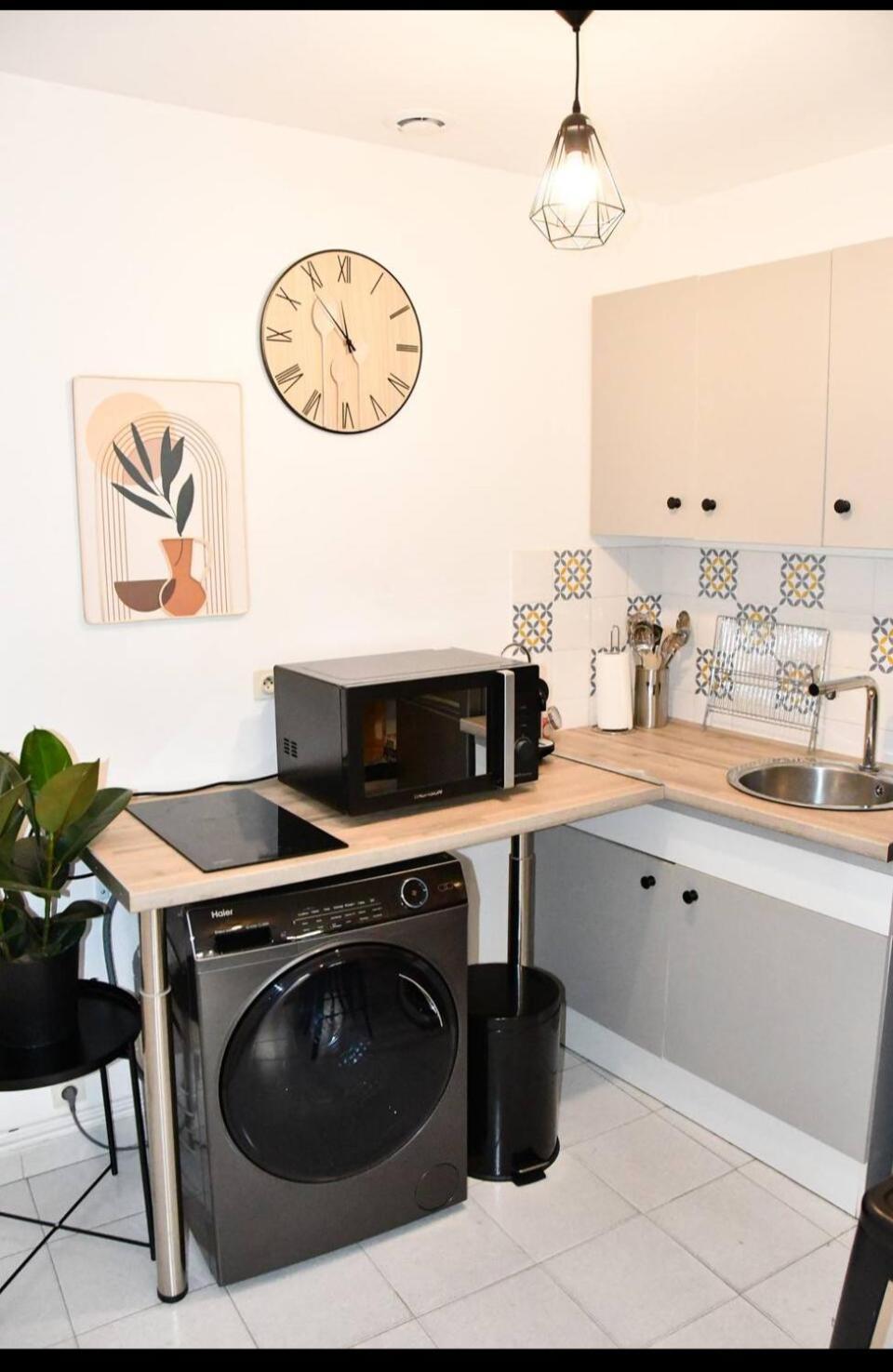 Appartement 32 M2 Intra Muros - Wifi - Netflix - Bureau 亞維農 外观 照片